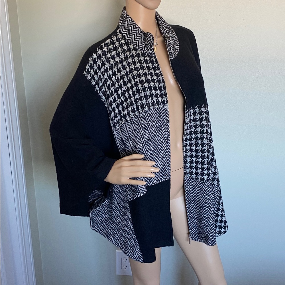 Katie Todd Cape